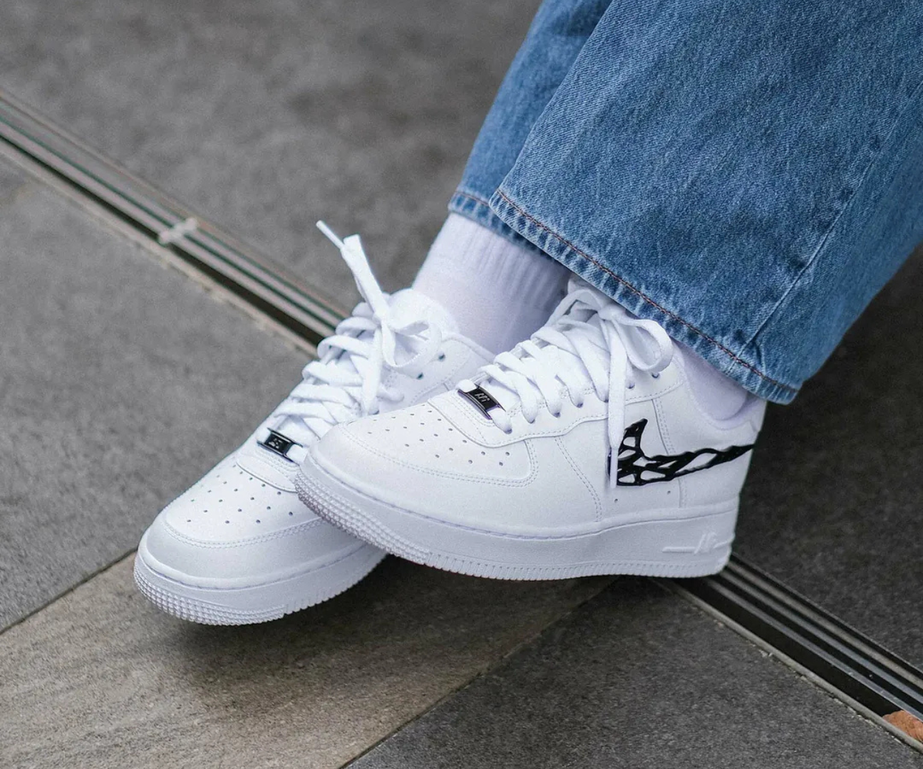 Air Force 1 Molten Metal Swoosh Pack Black