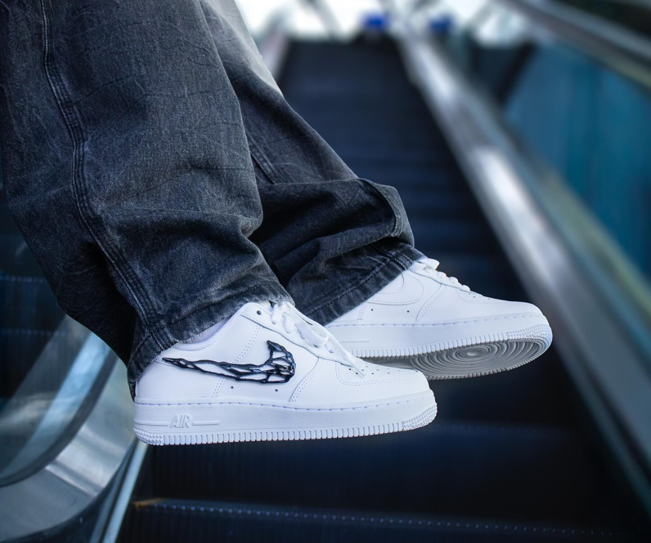 Air Force 1 Molten Metal Swoosh Pack Black