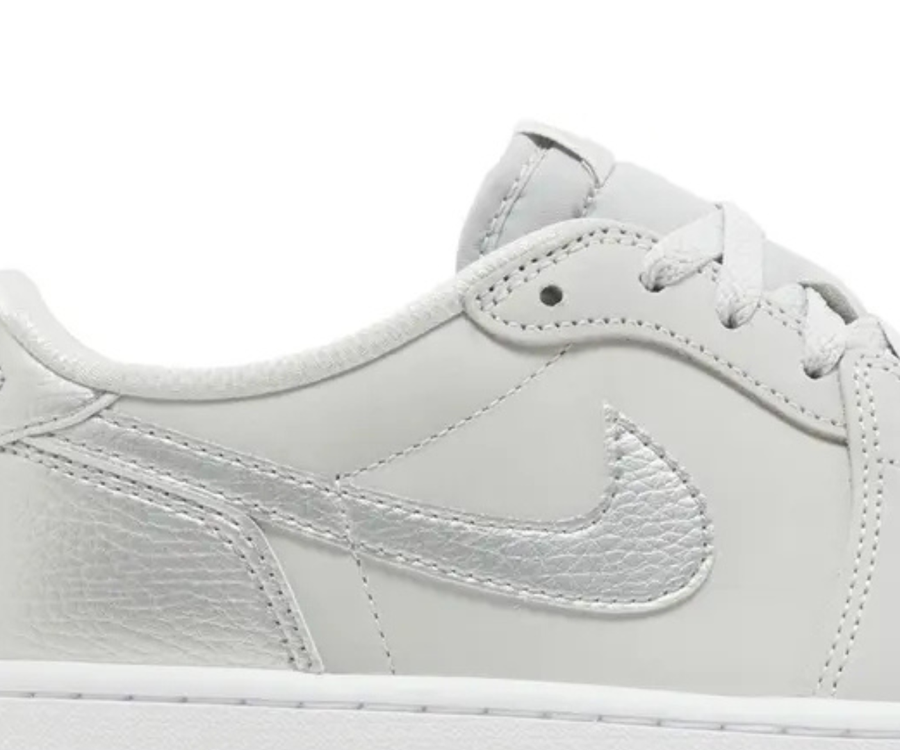 Jordan 1 Retro Low OG Metallic Silver (Pronta Entrega)