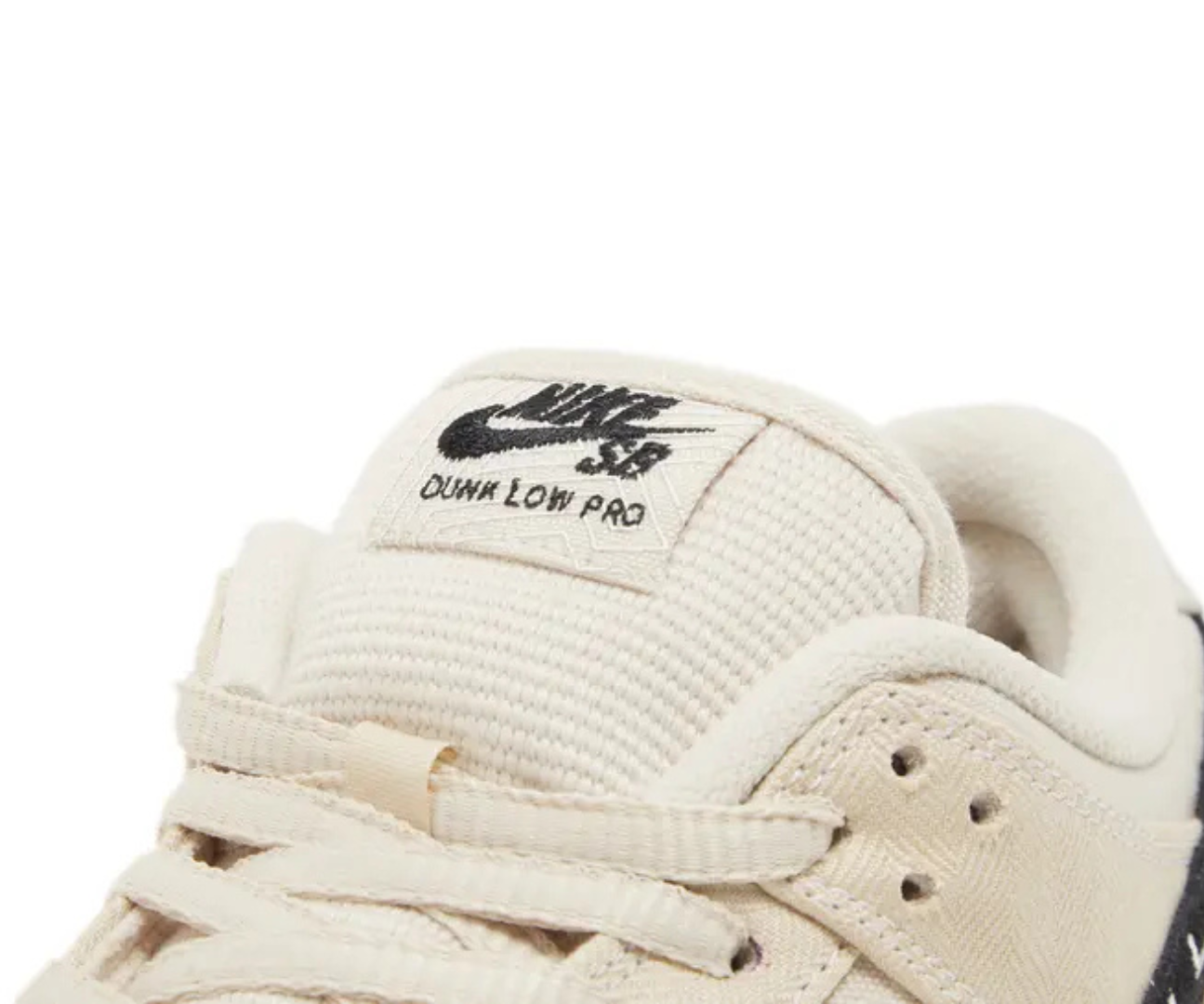 Albino & Preto x Dunk Low SB Jiu-Jitsu