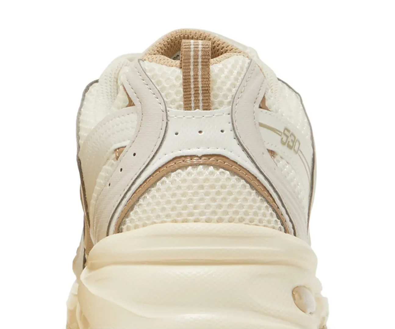 New Balance 530 Beige Angora