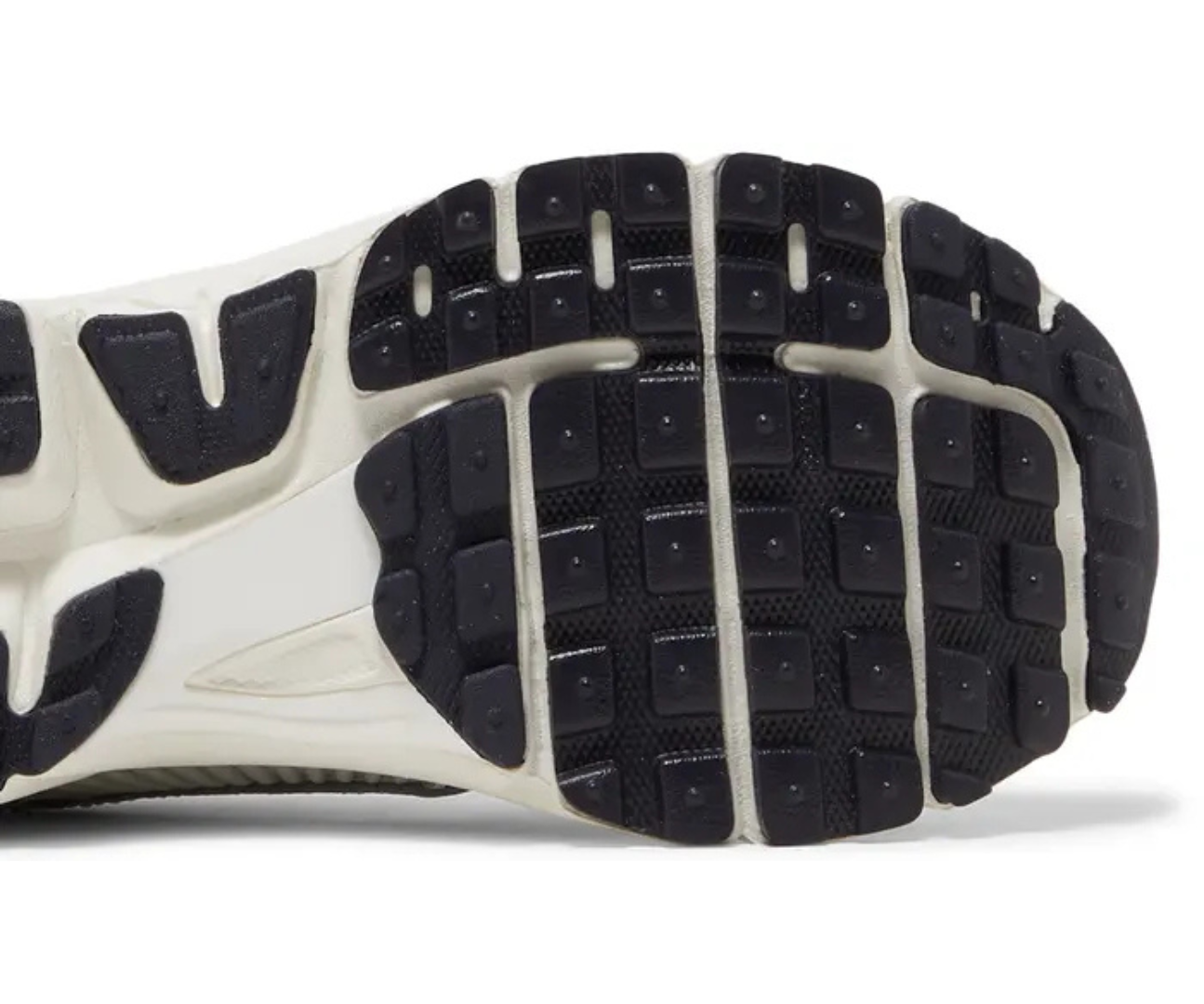 Air Zoom Vomero 5 Photon Dust Metallic Silver