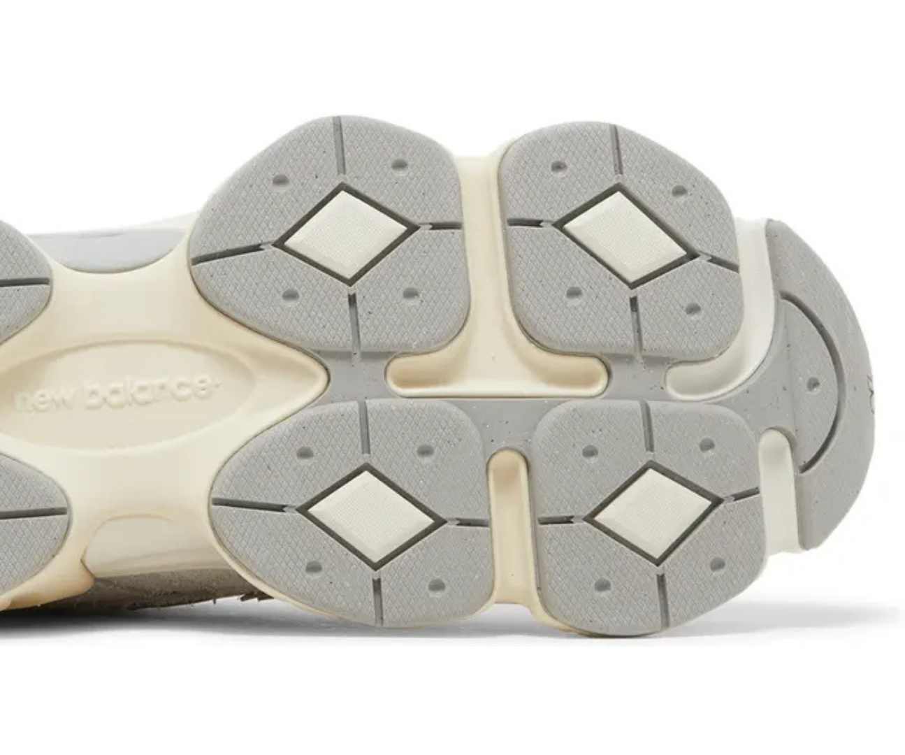 New Balance 9060 Quartz Grey