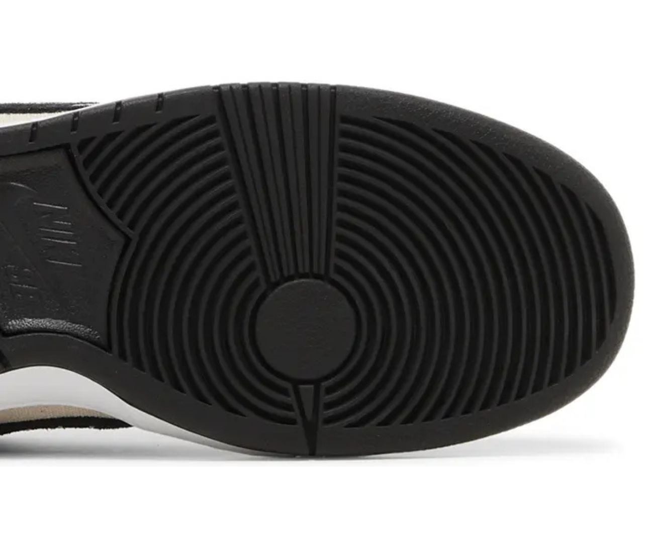 Albino & Preto x Dunk Low SB Jiu-Jitsu