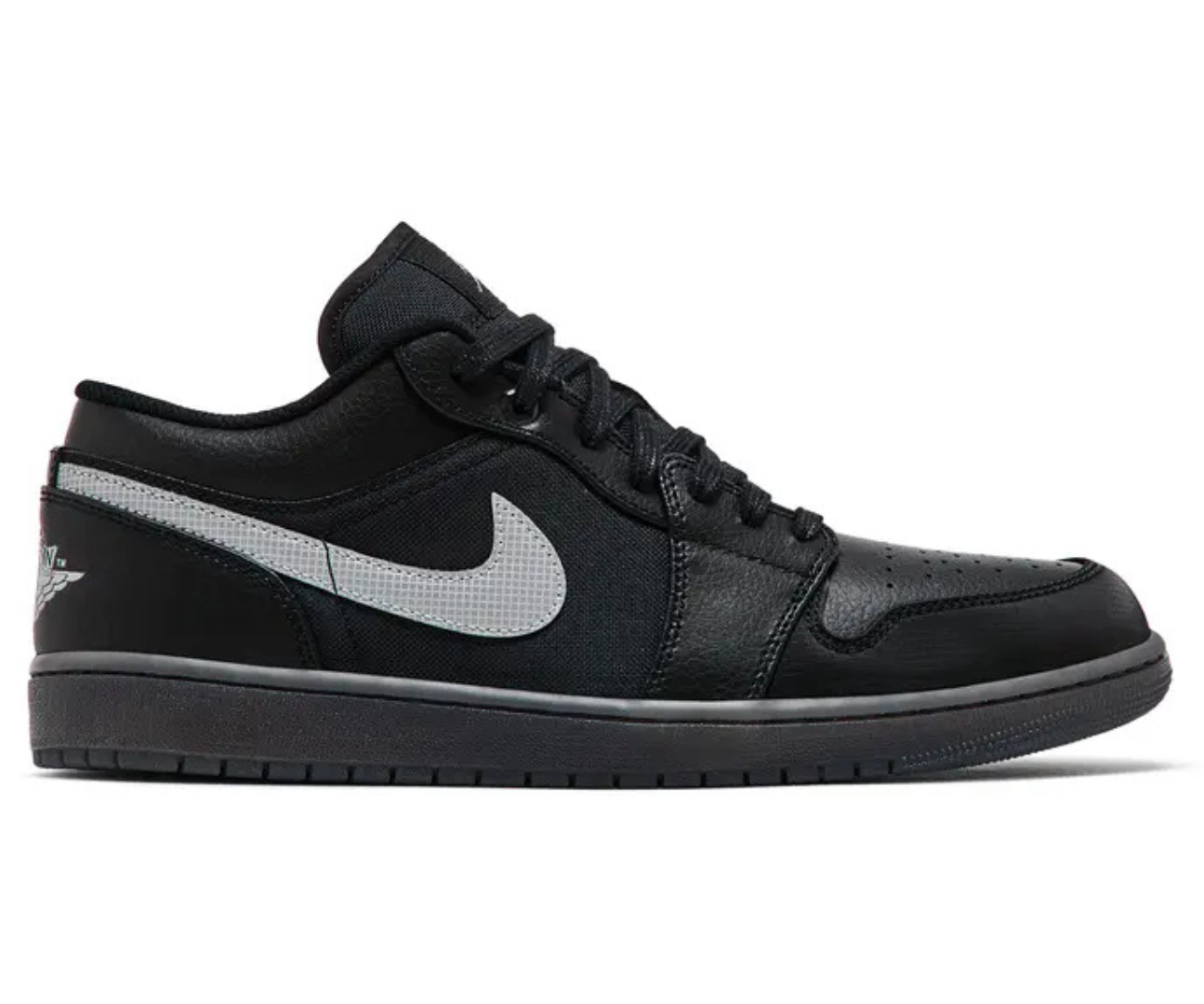 Jordan 1 Low Black Dark Gum