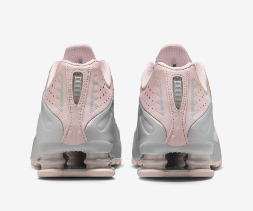 Shox R4 Barely Rose Metallic Platinum