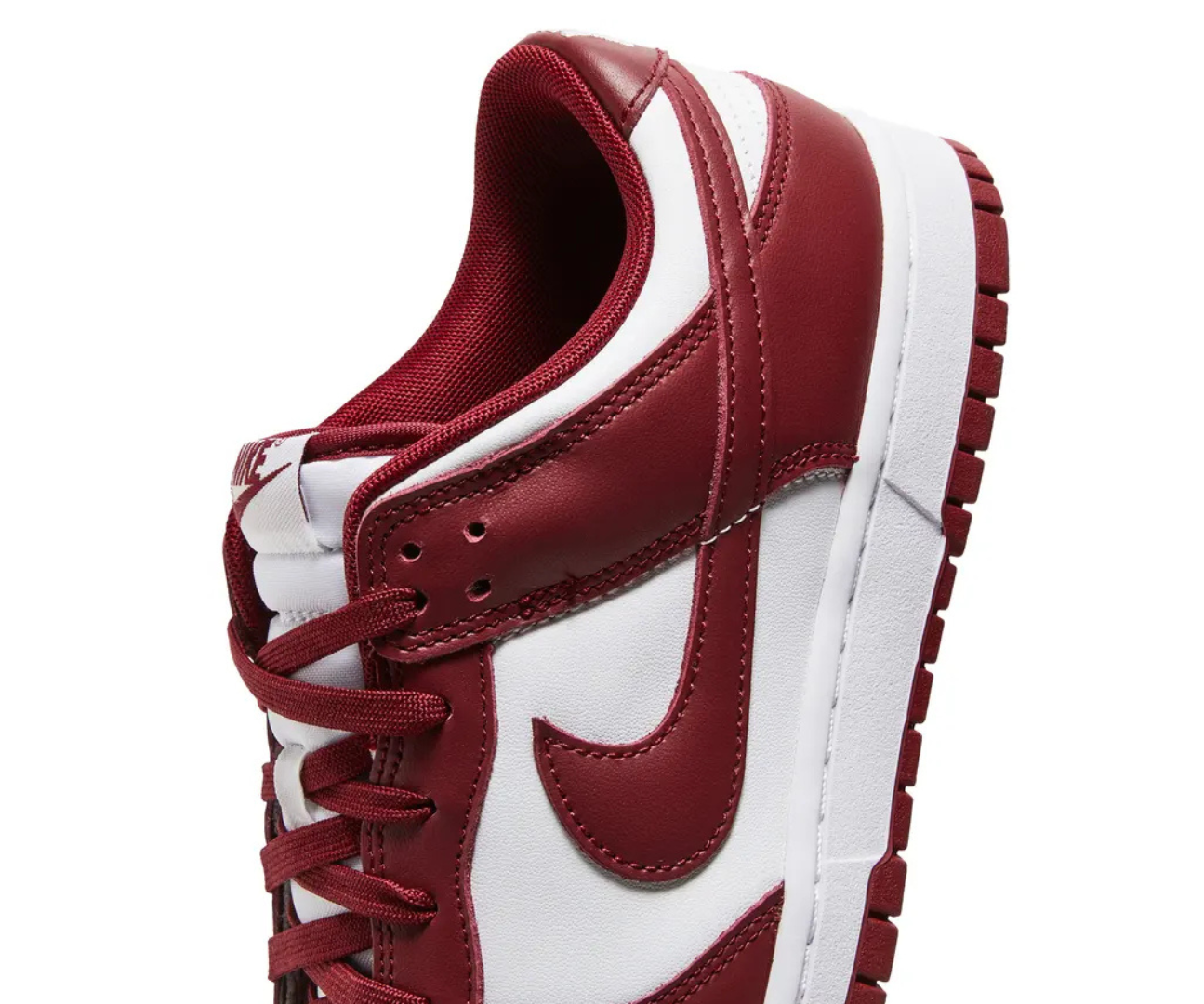 Dunk Low Team Red