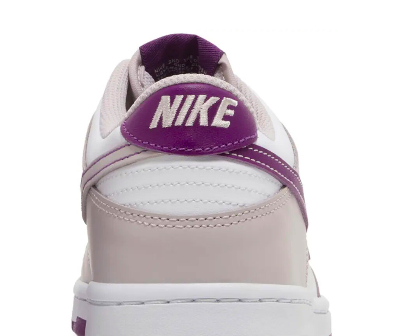 Dunk Low GS Platinum Violet