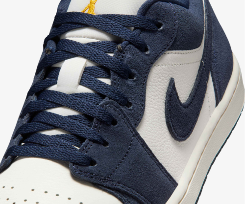 Jordan 1 Low SE Obsidian University Gold