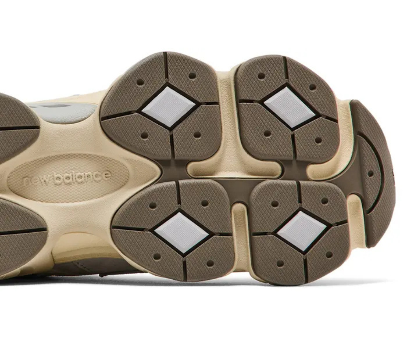 New Balance 9060 Pearl Grey Linen